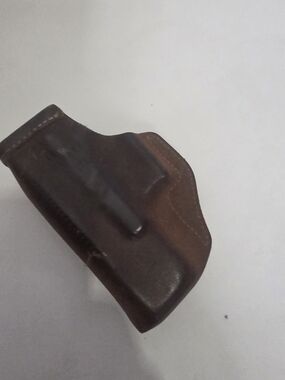Galco Leather Belt Holster with Clip - Brown